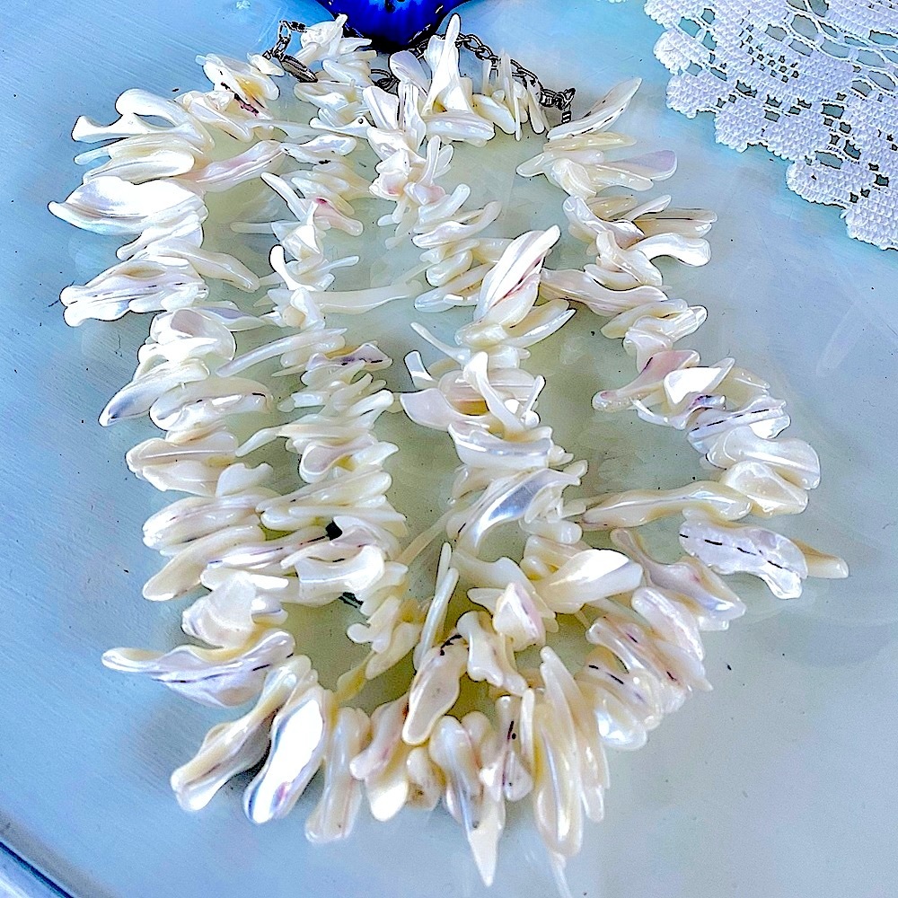 Double Strand of UNTAMED NATURE VINTAGE NECKLACE